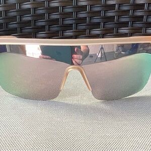 Stylish Gold and Green Sunglasses